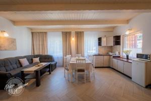 Holiday home close to the beach, summer pool