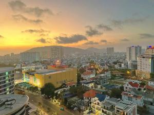 The Sóng Vũng Tàu - Căn Hộ Nghỉ Dưỡng, Hồ Bơi Vô Cực & Gần Biển - Mr T