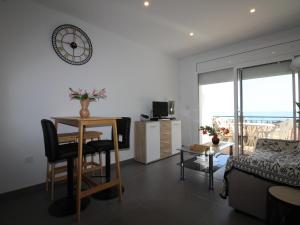 Apartamento reformado vista al mar - pers. - ES-228-214