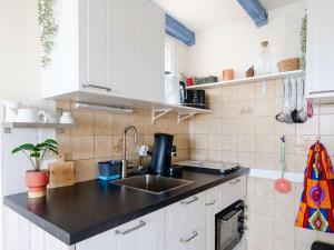 Appartement avec clim, proche lagune - FR-1-409-295