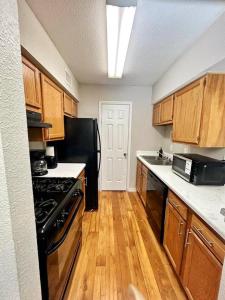 Lakeview King 1Bed Apt | Kemah Boardwalk | Fishing - Apartment