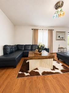 Cozy Smoky Mountain Cottage Near Pigeon Forge and Gatlinburg