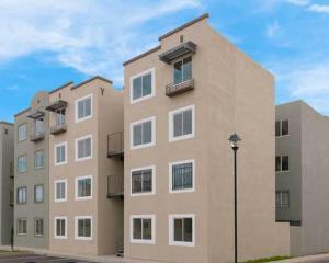 Comfortable apartment with parking near AIFA