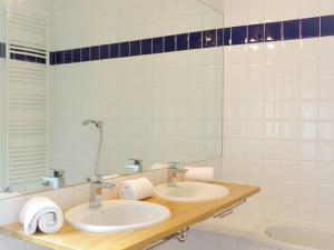 Appartements Chateau Trompette - Localisation exceptionnelle 4 chambres 2 salles de bain et grande terrasse : photos des chambres