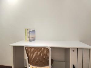NEW!Petaling Jaya SS2 Landed Corner House with 5BEDRoom sleeps up to 18Pax, 1 Utama , Damansara,