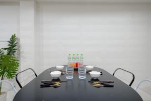 Budget friendly House for 10 Pax Centre District 1