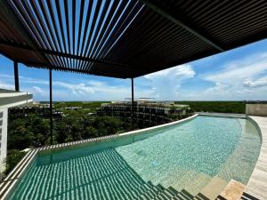 Beautiful Loft minutes from the sea!