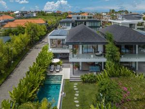 Tara Dharma - Sophisticated 3BR Retreat in Tranquil Umalas