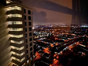 New City View 2BR Best Pool & Gym ARC Austin Hills