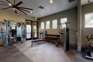 Rivermark 1 BR w Work Setup by Anyplace - 11773