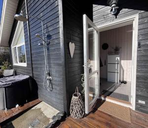 Close To Water Calm Spa And Comfort