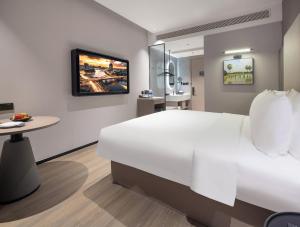 Dream Palace Ben Thanh Grand Hotel