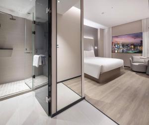 Dream Palace Ben Thanh Grand Hotel