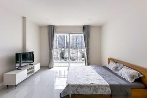 7郡河景雅致单间近富美兴房东支持中文沟通 District 7 River View Studio Near Phu My Hung Chinese Speaking Support Căn studio view sông Quận 7 Gần Phú Mỹ Hưng Chủ nhà hỗ trợ tiếng Trung