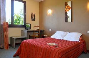 Hotels Hotel Les Persedes : photos des chambres