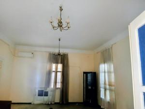 Cozy room in Ariana