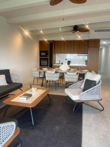 Two-bedroom Suite with Seaview in Choengmon Beach