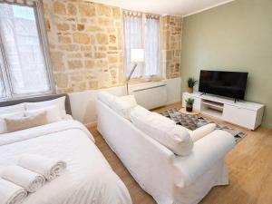 Charmant Studio de 28 m2 - La Petite Maison Historique du centre de Lisieux