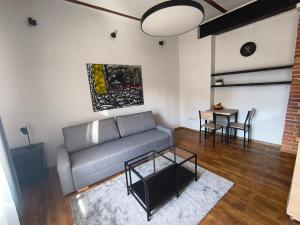 Studija Kurpiu svetingumas