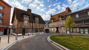 Charmant Studio de 28 m2 - La Petite Maison Historique du centre de Lisieux
