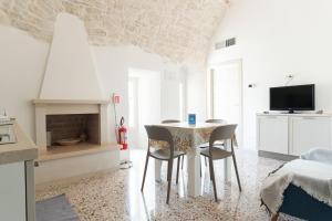 Dimora Campanile Galleppa by Monholiday