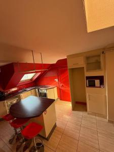 Le Drapeau Dijon-107m²-Spacieux-Tram-6 couchages
