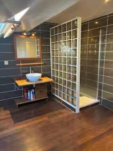 Le Drapeau Dijon-107m²-Spacieux-Tram-6 couchages