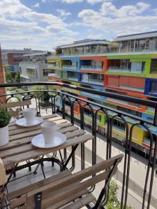 Apartment with nice view and balcony - near the metro