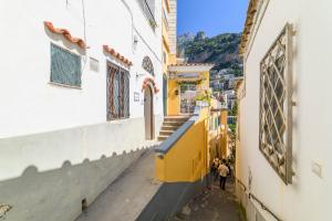 Estate4home - Casa Bouganville