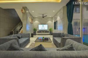 EKOSTAY - Concrete Cove Villa