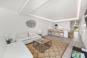 Central Vilamoura Modern 3-Bedroom Apartment