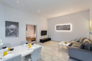 Wenceslas Square Cozy Modern Apartments