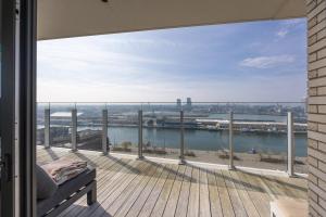 LECOMTE - Central Park with swimming pool and fitness 162