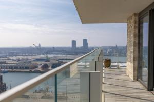 LECOMTE - Central Park with swimming pool and fitness 162