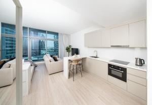 Stunning Studio Apartment in JLT near Metro