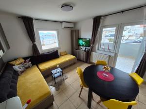 Lukas Apartment
