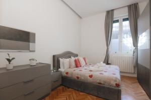 Metro - 1 GB Wi-Fi - 2 Bedrooms - Self check-in