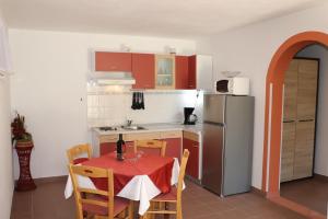 A 5 apartment with terrace garden and sea view