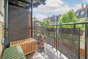 Veeve - Modern by the Market