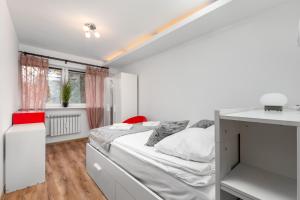 aleja Dwudziestolatków 1A by Homeprime