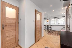aleja Dwudziestolatków 1A by Homeprime