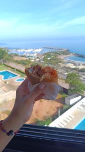 Amazing apt ocean view, 10 min Airport