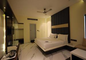 YAR INN CENTRAL