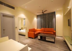 YAR INN CENTRAL