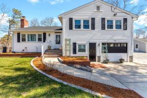 Spacious Retreat with Backyard Oasis, Grill & Evening Firepit in South Yarmouth, Massachusetts