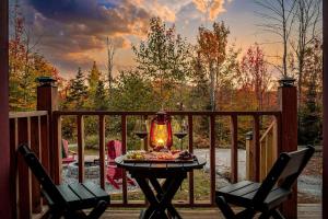 Cozy Woodland Cabin Retreat – Peaceful Escape in Nature in Bethel, Maine
