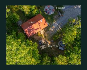 Cozy Woodland Cabin Retreat – Peaceful Escape in Nature in Bethel, Maine