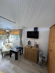 Woodland Chalet at Otters Green