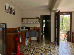 Luna House Container flat, private swimming pool