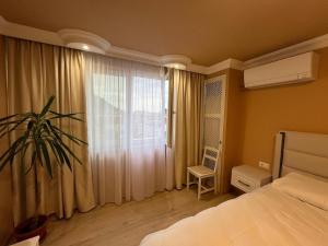 Emanuela Home